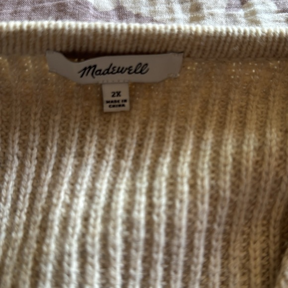 Madewell V neck sweater - Picture 3 of 3